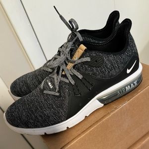 Rare Air Max Sequent 3 “black dark grey” Size 11.5 men’s